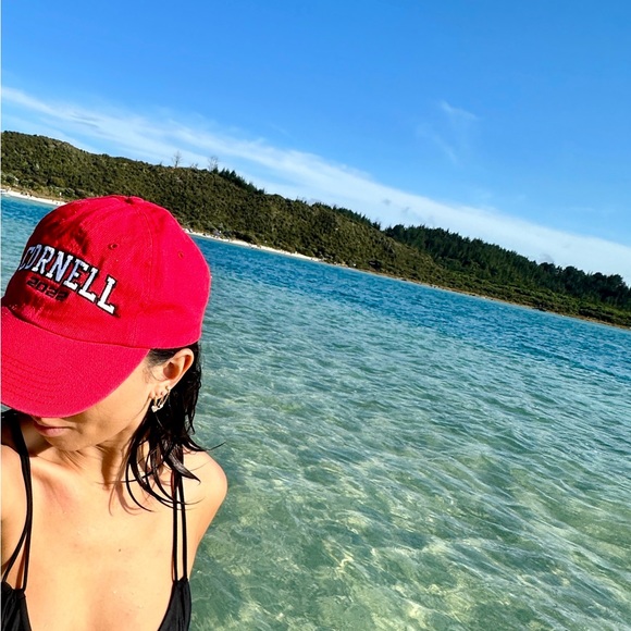 Meet your Posher, Steph - Picture 1 of 1